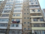 Satılır 3 otaqlı 64.9 m2 köhnə tikili Gəncə