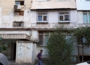 Satılır 3 otaqlı 80 m2 köhnə tikili 9 mkr