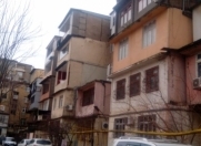 Satılır 2 otaqlı 45 m2 köhnə tikili Montin