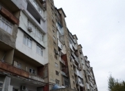 İcarəyə verilir 2 otaqlı 70 m2 köhnə tikili İnşaatçılar m.