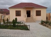 Satılır 4 otaqlı 160 m2 bağ evi Pirşağı