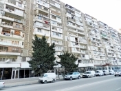 Satılır 4 otaqlı 148 m2 köhnə tikili Yasamal parkı