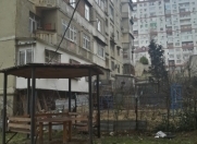 Satılır 2 otaqlı 55 m2 köhnə tikili İnşaatçılar m.