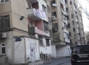 Satılır 3 otaqlı 80 m2 köhnə tikili Azadlıq prospekti m.