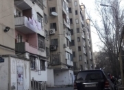 Satılır 5 otaqlı 130 m2 köhnə tikili 9 mkr