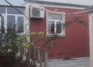 Satılır 3 otaqlı 100 m2 həyət evi Binə