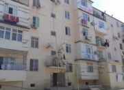 Satılır 4 otaqlı 100 m2 köhnə tikili Xırdalan