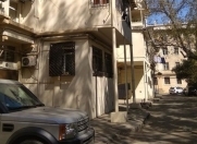 Satılır 2 otaqlı 30 m2 köhnə tikili Axundov bağı