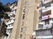 Satılır 2 otaqlı 60 m2 köhnə tikili Xalqlar Dostluğu m.