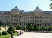 Satılır 4 otaqlı 120 m2 köhnə tikili İçəri Şəhər