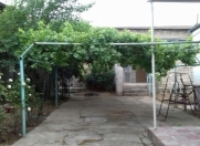 Satılır 3 otaqlı 80 m2 həyət evi Əmircan