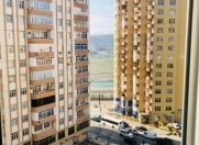 Satılır 3 otaqlı 93 m2 yeni tikili İnşaatçılar m.