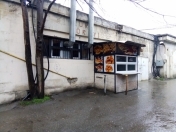 Satılır 2 otaqlı 80 m2 obyekt Xalqlar Dostluğu m.