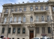 Satılır 3 otaqlı 150 m2 köhnə tikili İçəri Şəhər m.