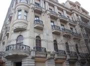 İcarəyə verilir 1 otaqlı 36 m2 ofis İçəri Şəhər m.