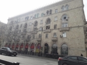 Satılır 3 otaqlı 110 m2 köhnə tikili İçəri Şəhər m.