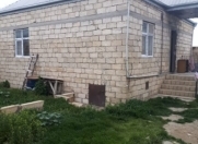 Satılır 4 otaqlı 35 m2 həyət evi Müşfiqabad