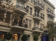 İcarəyə verilir 2 otaqlı 60 m2 köhnə tikili Sahil m.