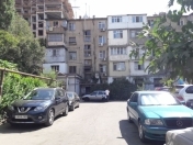 Satılır 2 otaqlı 42 m2 köhnə tikili 3 mkr