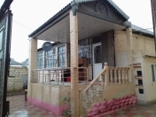 Satılır 5 otaqlı 180 m2 həyət evi Saray