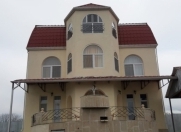 İcarəyə verilir 6 otaqlı 300 m2 villa İsmayıllı