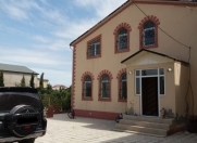 İcarəyə verilir 5 otaqlı 140 m2 həyət evi Buzovna