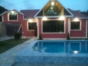 İcarəyə verilir 4 otaqlı 300 m2 villa Şəki