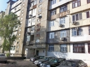 Satılır 3 otaqlı 31 m2 köhnə tikili Atatürk parkı