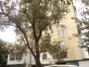 Satılır 3 otaqlı 72 m2 köhnə tikili 4 mkr