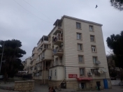 Satılır 1 otaqlı 35 m2 köhnə tikili Dövlət Statistika Komitəsi