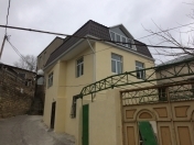 Satılır 4 otaqlı 220 m2 həyət evi Əhmədli