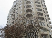 Satılır 6 otaqlı 247 m2 yeni tikili Azərbaycan Dillər Universiteti