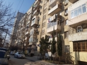 Satılır 3 otaqlı 75 m2 köhnə tikili 7 mkr