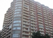 Satılır 3 otaqlı 130 m2 yeni tikili 8 mkr