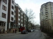 Satılır 2 otaqlı 70 m2 köhnə tikili Ayna Sultanova heykəli