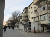 İcarəyə verilir 3 otaqlı 85 m2 obyekt İnşaatçılar m.