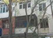 Satılır 3 otaqlı 60 m2 köhnə tikili 4 mkr