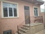 Satılır 3 otaqlı 150 m2 həyət evi Binəqədi