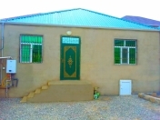 Satılır 3 otaqlı 250 m2 həyət evi Ramana