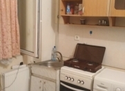 Satılır 1 otaqlı 30 m2 köhnə tikili İnşaatçılar m.