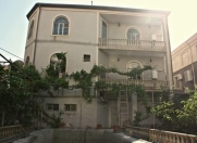 Satılır 7 otaqlı 800 m2 həyət evi Bakıxanov