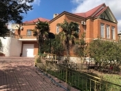 Satılır 8 otaqlı 500 m2 həyət evi Heydər Məscidi