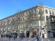 Satılır 2 otaqlı 55 m2 köhnə tikili Fəvvarələr meydanı