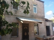 Satılır 6 otaqlı 240 m2 həyət evi Xətai r.