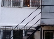 Satılır 2 otaqlı 30 m2 köhnə tikili Neftçilər m.