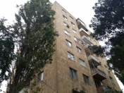 Satılır 3 otaqlı 75 m2 köhnə tikili Gənclik m.