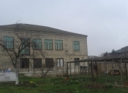 Satılır 8 otaqlı 12000 m2 bağ evi Maştağa