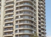 Satılır 8 otaqlı 440 m2 yeni tikili Mərkəzi Univermaq