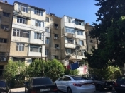 Satılır 2 otaqlı 50 m2 köhnə tikili Elit ticarət mərkəzi