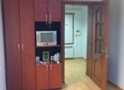 İcarəyə verilir 4 otaqlı 100 m2 ofis Şah İsmayıl Xətai m.